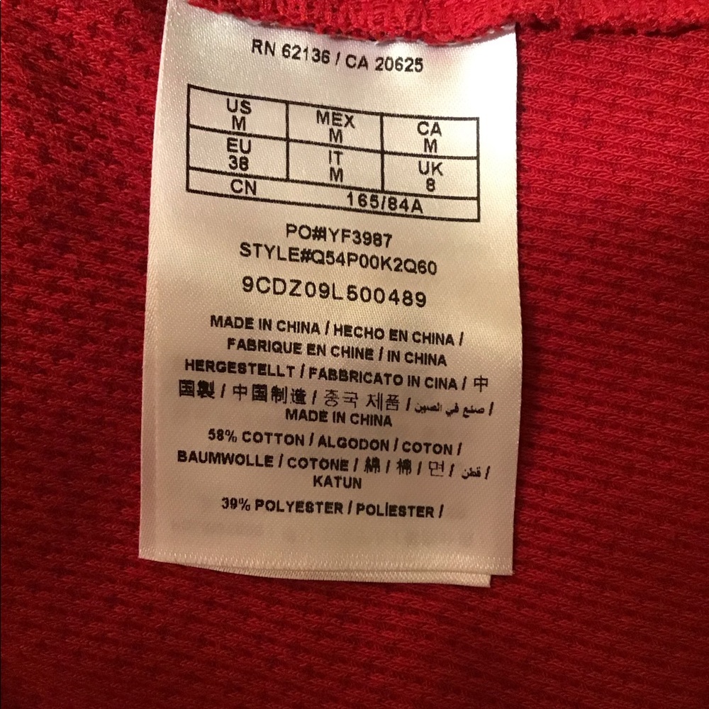 GUESS top - Picture 6 of 7